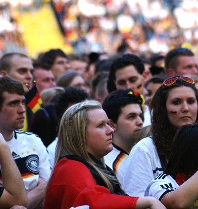 Traurige Gesichter sind bei beiden Formen des "public viewing" anzutreffen (Foto: Ute Köhler/ UK-Images)