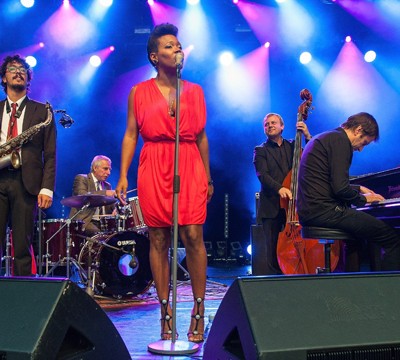 Die Musik, die nach „Cherry Wine“ klingt