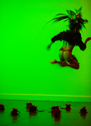 François Chaignaud in "Dumy Moyi" (Foto: © A. Scherer)