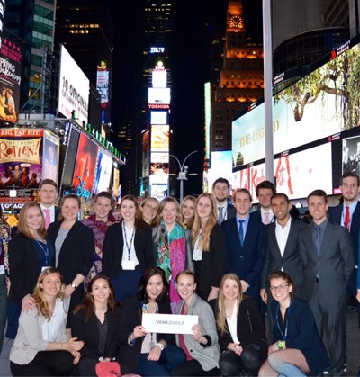 Neulich noch im unique-Interview, nun im Big Apple: MUN-Teilnehmer als Delegation "Venezuela" (Foto: MUN Erfurt)"