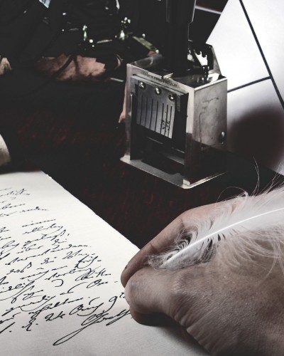 Goethes Briefe unter der Lupe: „Wir haben die Bewahrung und Aufbereitung als Ziel"